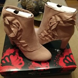 Brand New Suede Boots By Fergalicious Sz8